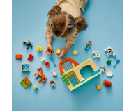 LEGO DUPLO 10416 Opieka nad zwierzętami na farmie - 1202651 - zdjęcie 12